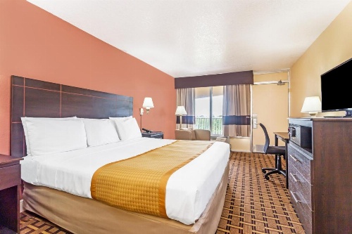 Days Inn by Wyndham Fort Lauderdale-Oakland Park Airport N image 21